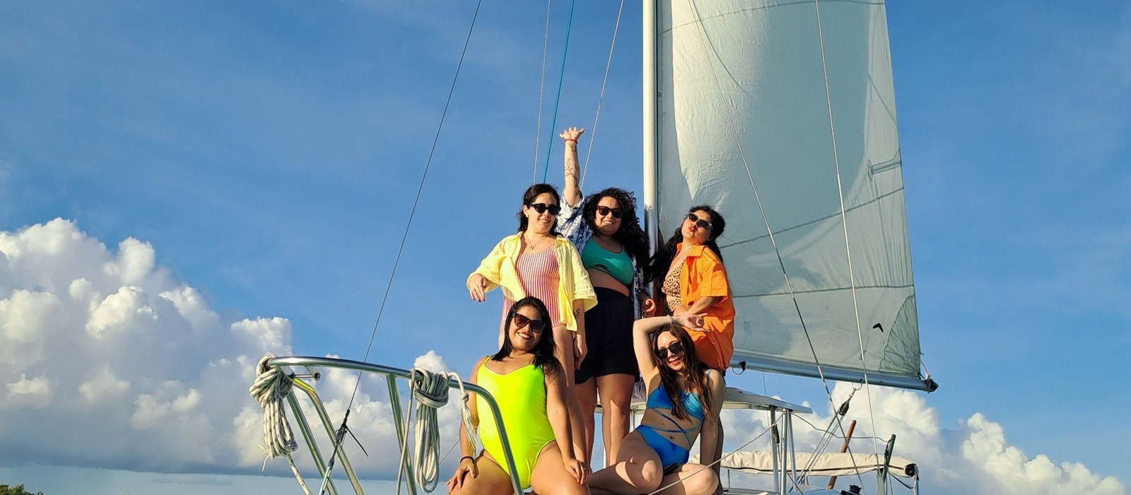 Velero en Grupo – Navega, conecta y siente la libertad